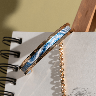 manchette-pure-martelee-cuir-reversible-denim-irise-celeste-pack_manchettes_essentielles