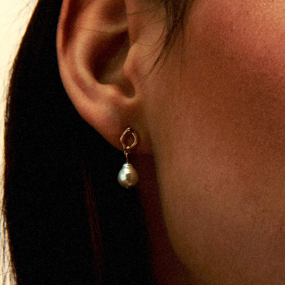 bianca-earrings-pendantes-1