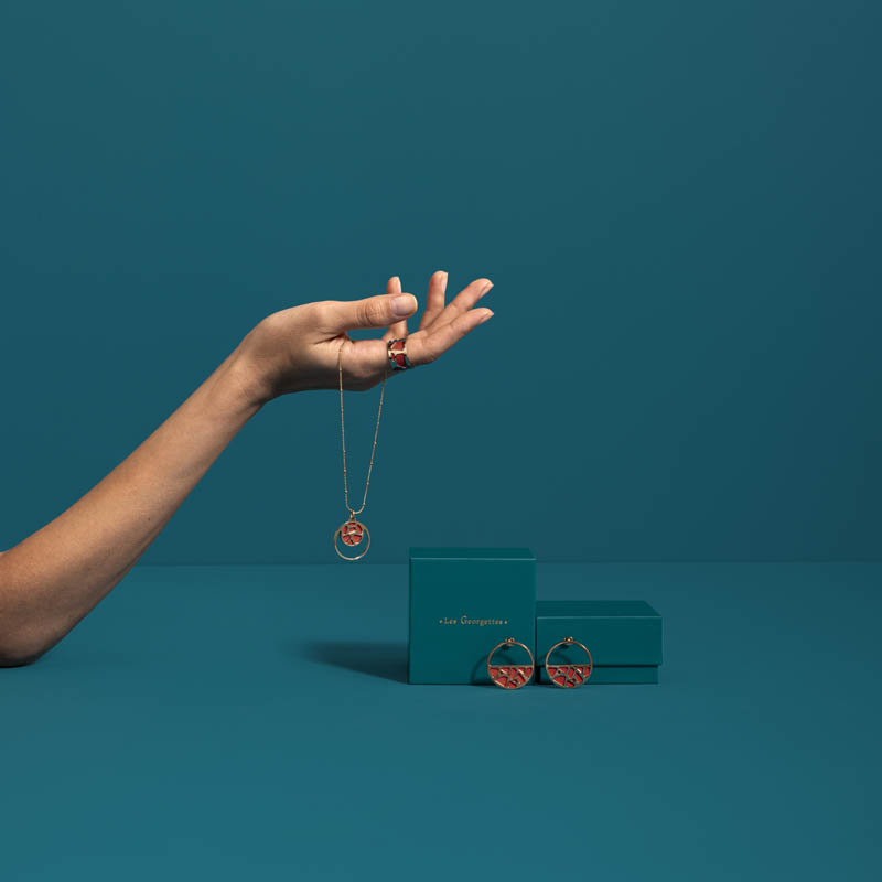 collier-boucles-oreilles-doree-girafe